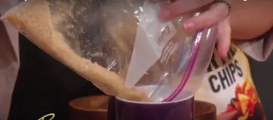 电锅披萨-微波3分钟后出成品,连妈妈都要跪求食谱了!