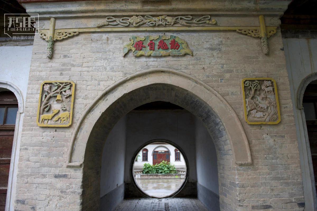 它曾是明清军事要塞 如今湮灭在戈壁滩