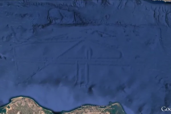 加利福尼亚湾海底的神秘结构（视频截图）
