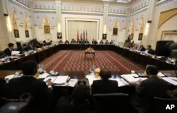 阿富汗、巴基斯坦、美国和中国的代表团在阿富汗总统府讨论结束对塔利班战争的路线图（2016年2月23日）