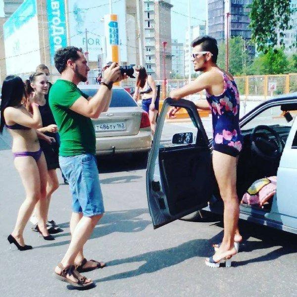 俄罗斯加油站规定穿泳装高跟鞋免费 结果....