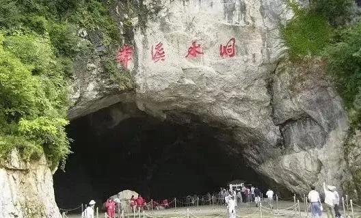千万不要和这些东西合影,小心招来横祸!
