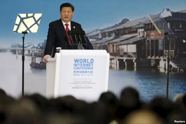 在乌镇举行的世界互联网大会的开幕式上，中国最高领导人习近平讲话（2015年12月16日）