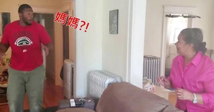 好感动!彪形大汉回家惊见十年无法团聚的妈妈,瞬间像个孩子一样大哭⋯⋯