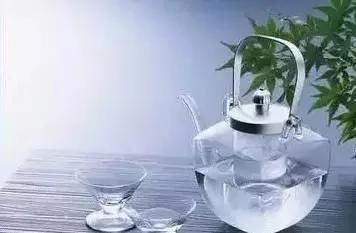 开水的保质期,99%的人都不知道?!