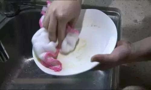 洗洁精再不用买了,3分钟教你自制洗洁精!