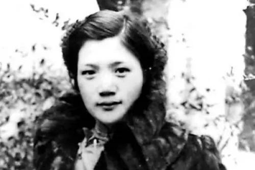 毛泽东接见的绝色美女 叛逃做克格勃 亲历913
