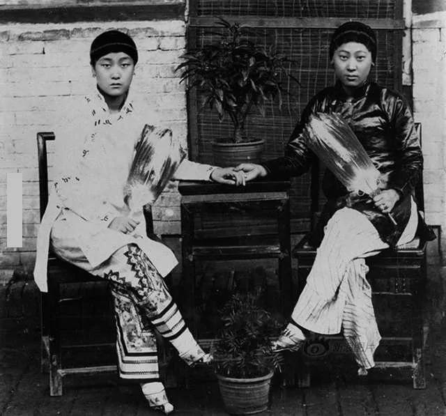 19张珍贵老照片看中国女性服装百年演化史