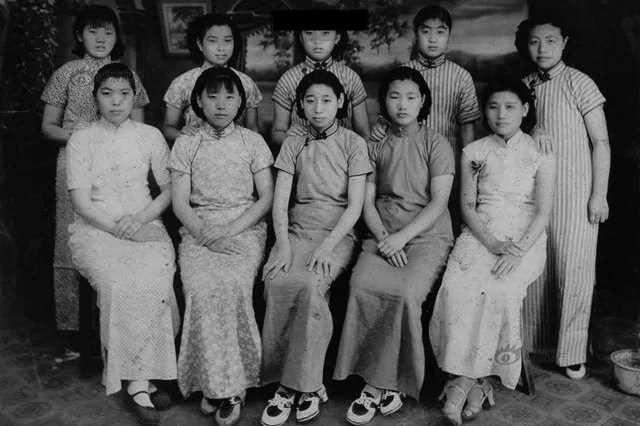 19张珍贵老照片看中国女性服装百年演化史