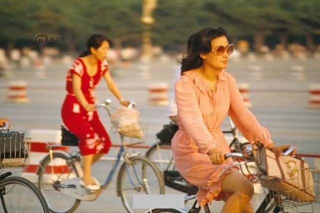 19张珍贵老照片看中国女性服装百年演化史