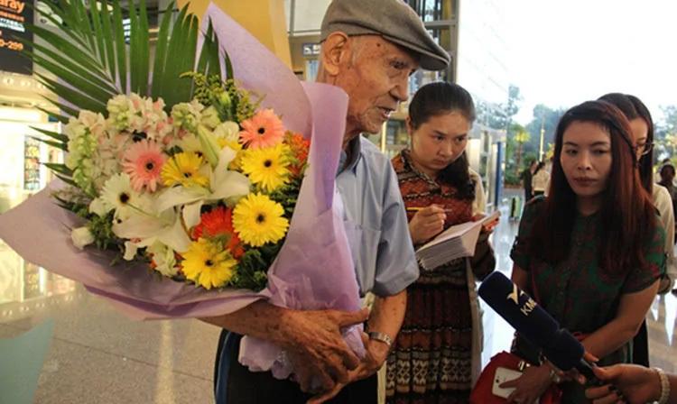 抗战老兵流落缅甸70年 被孙女在朋友圈认出终团聚