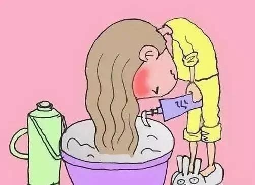 早上还是晚上洗头好?这么多年头都白洗了!