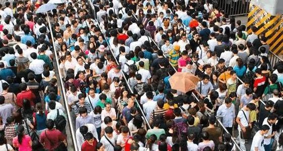 伦敦地铁PK北京地铁,你猜谁赢了?