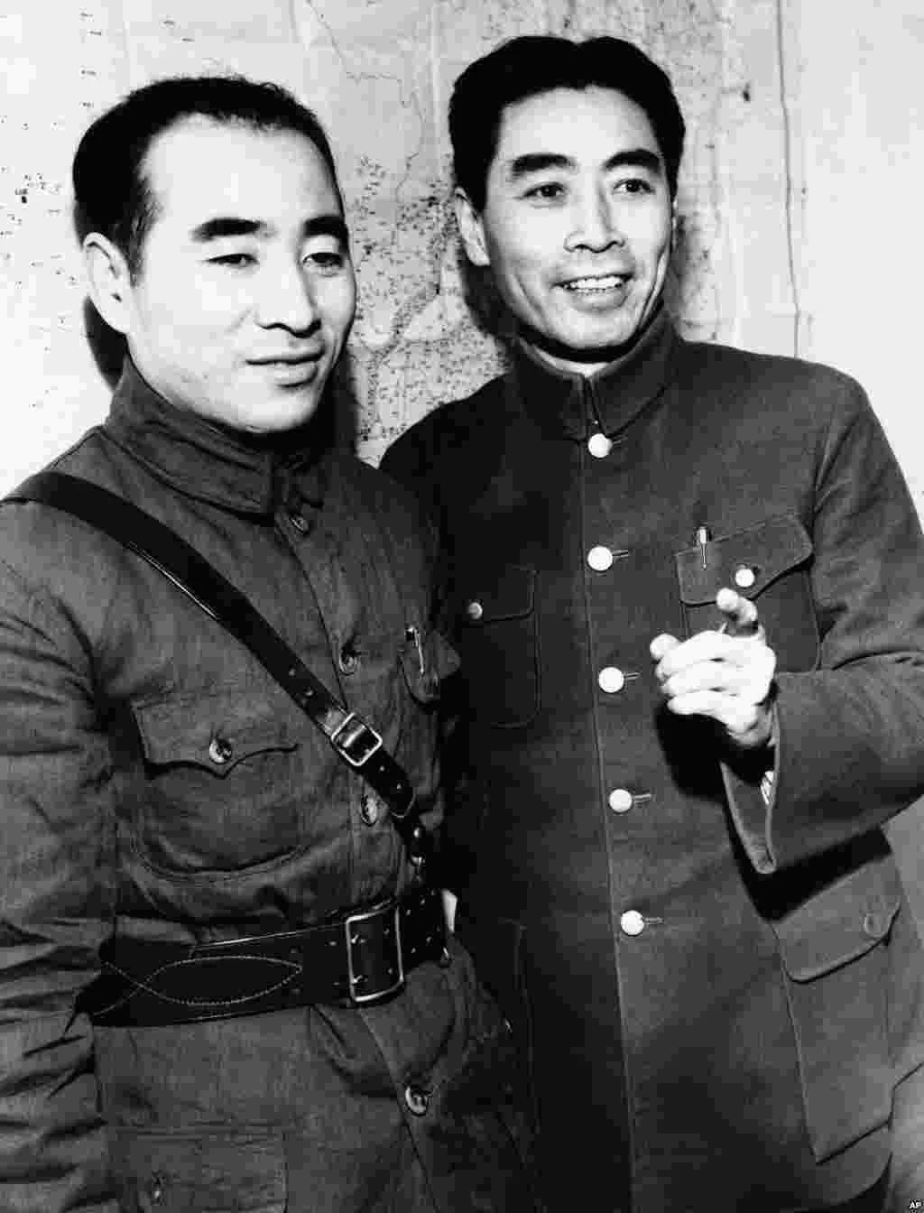 毛泽东和林彪老照片