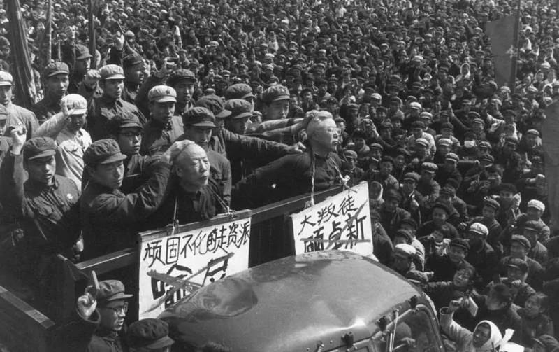反抗红卫兵入室抢劫却被判死刑