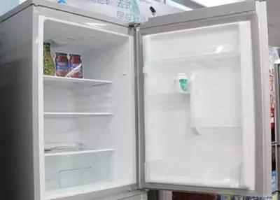 一张图教会你冰箱食物如何存放 既省电又健康