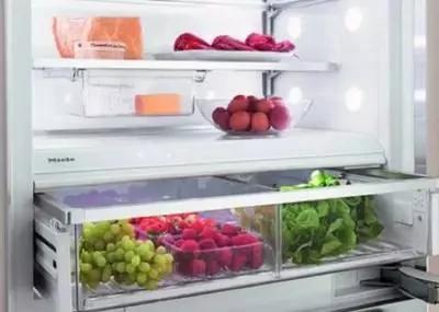 一张图教会你冰箱食物如何存放 既省电又健康
