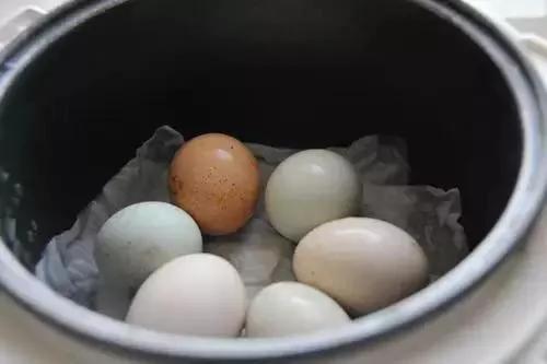 蒸蛋加上“它”,和餐厅做的一样香嫩可口!