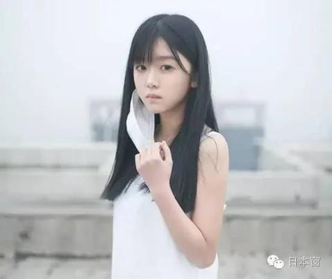 发明“防走光”衣服 惹怒一大帮男性