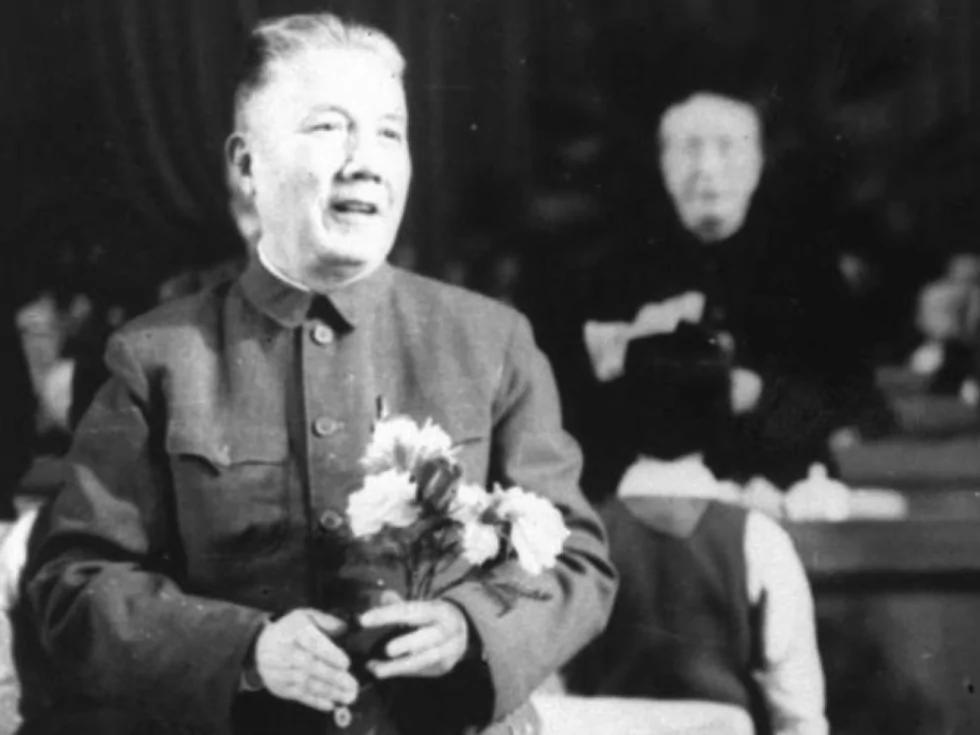 戚本禹崛起内幕曝光:周恩来认错