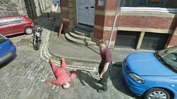 诡异!Google街景软件捕捉到奇怪景象 组图