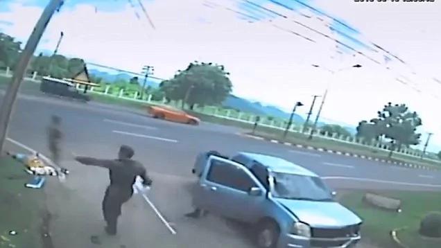 车祸后 遇难者灵魂离体漂浮空中
