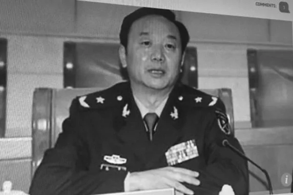 陆媒间接证实42集团军原政委陈杰自杀身亡的传闻。图为陈杰少将。（网络图片）