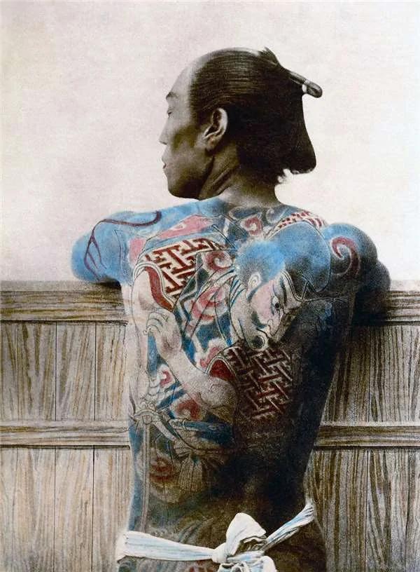 22張百年前日本"末代武士"留下的珍稀老照片,女武士也太帥了!