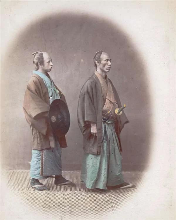 22張百年前日本"末代武士"留下的珍稀老照片,女武士也太帥了!