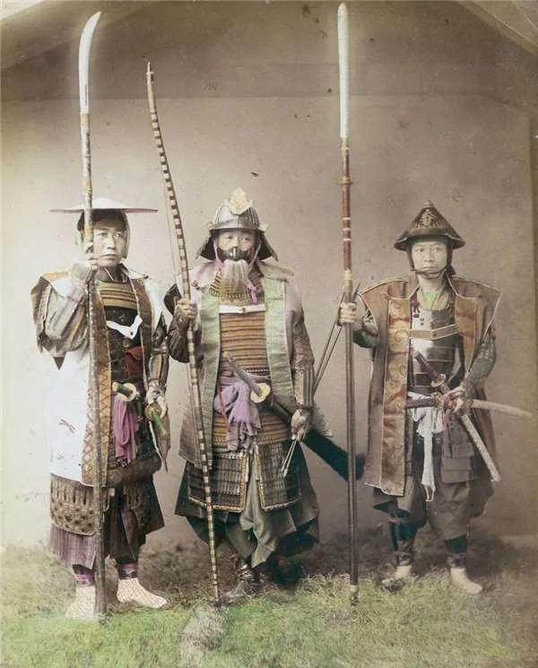 22張百年前日本"末代武士"留下的珍稀老照片,女武士也太帥了!