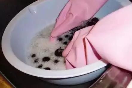 用“它”洗水果 竟比苏打粉 盐巴清洁效果更强100倍