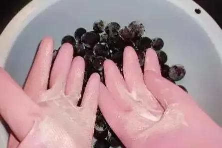 用“它”洗水果 竟比苏打粉 盐巴清洁效果更强100倍