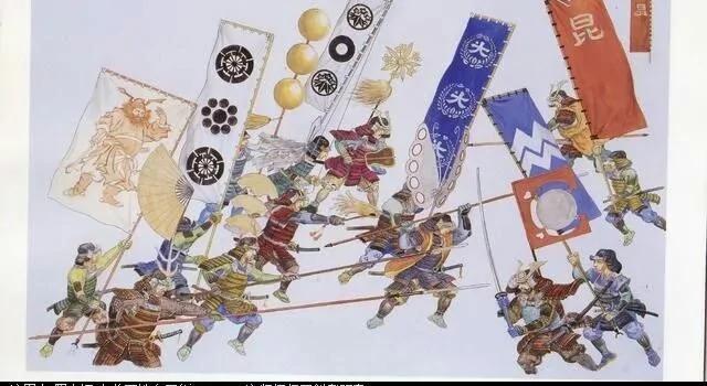 日本战国时代为何战场上士兵背后都插面旗子?