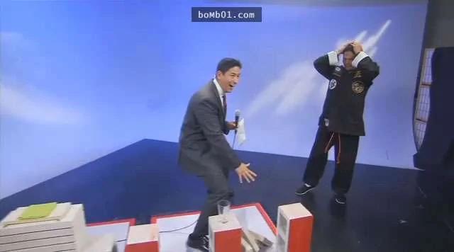 意外揭穿“空手道高手”的骗局 接下来的画面让观众都笑傻了!