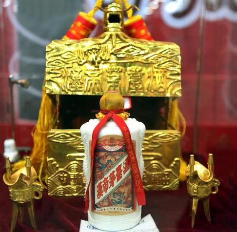 中国最贵的10瓶白酒 一口喝掉半套房!图集