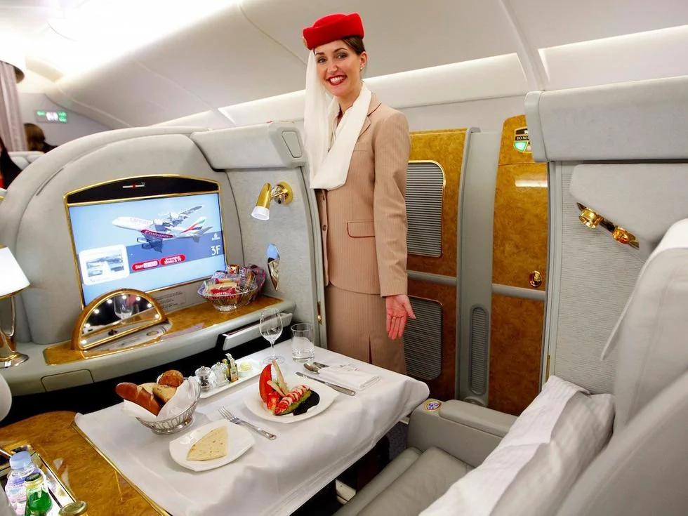阿联酋航空头等舱有多壕?可在高空淋浴喝名酒