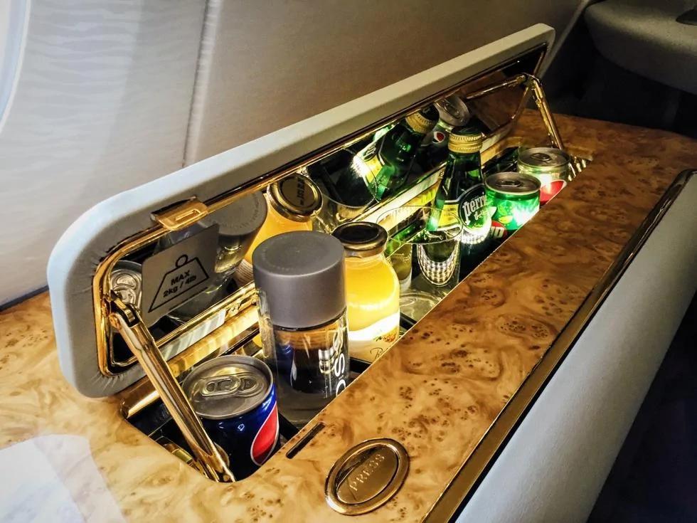 阿联酋航空头等舱有多壕?可在高空淋浴喝名酒