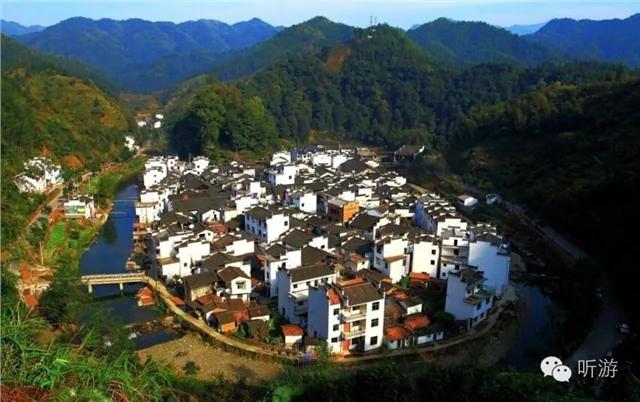 中国最圆的古村 山环水绕宛如世外桃源 图集