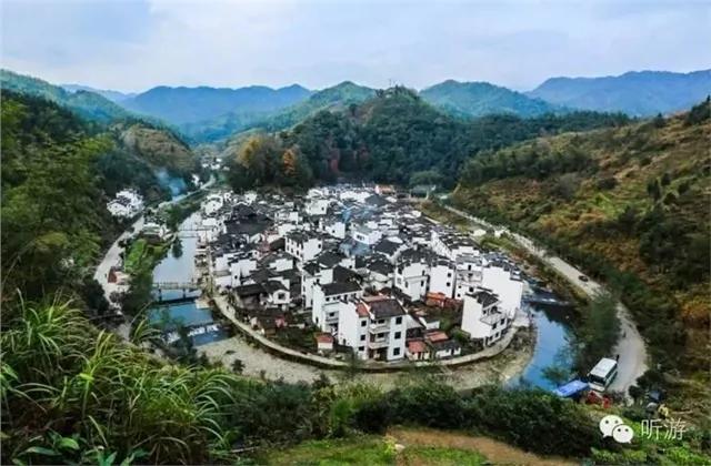 中国最圆的古村 山环水绕宛如世外桃源 图集