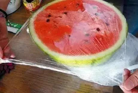 保鲜膜包西瓜 得出的一组数据吓人 动