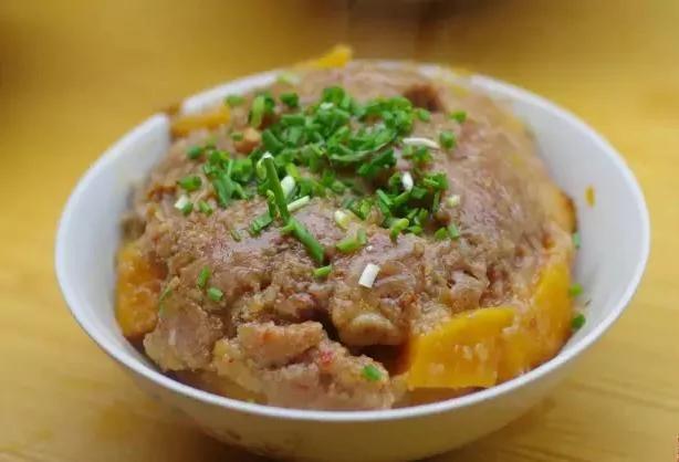 难得一见!巴中农村"走人户" 吃香香