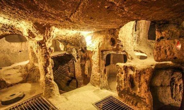 土耳其男子翻修房屋意外发现神秘洞穴 里头竟是“超大型地下城堡” 图集
