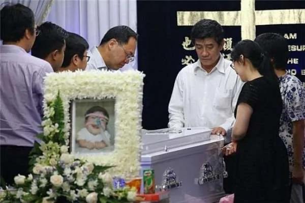 外表与一般婴儿无异其实住着17岁的灵魂 图集