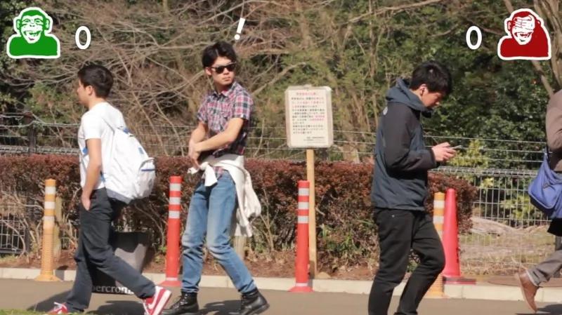 他故意在街头遗失钱包想知道“日本人是不是如传说中那样诚实”