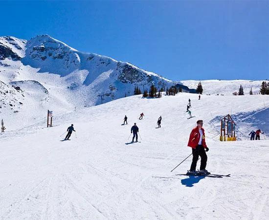 一生必去的九大滑雪场 你去过几个?