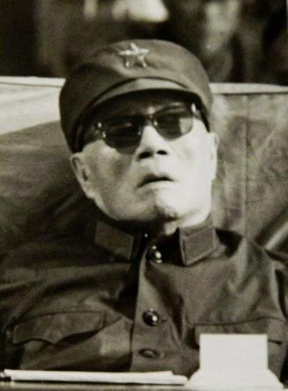 欠命要还!刘伯承晚年拒看一切战争片