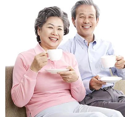 老人身上有股味?这些味道是患病信号 别大意