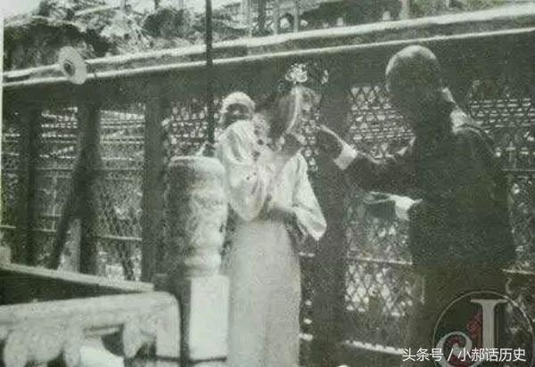 末代皇后婉容 女儿刚生被扔锅炉 终成疯妇