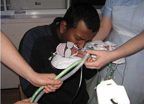 英国孕妇脑出血死 医生的决定让死去的孕妇流泪