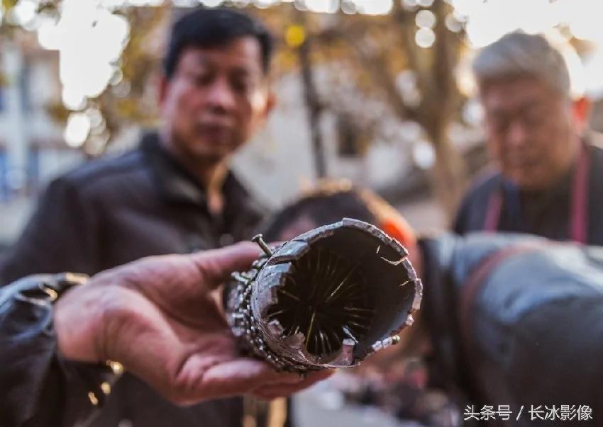 这个工具竟能把几千颗钢钉钉入“4公厘”厚铁管